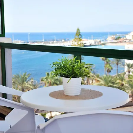 Comodoro * Los Cristianos (Tenerife)